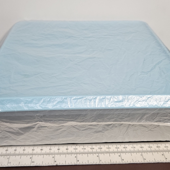 Tupperware Square Container - Picture 1 of 1